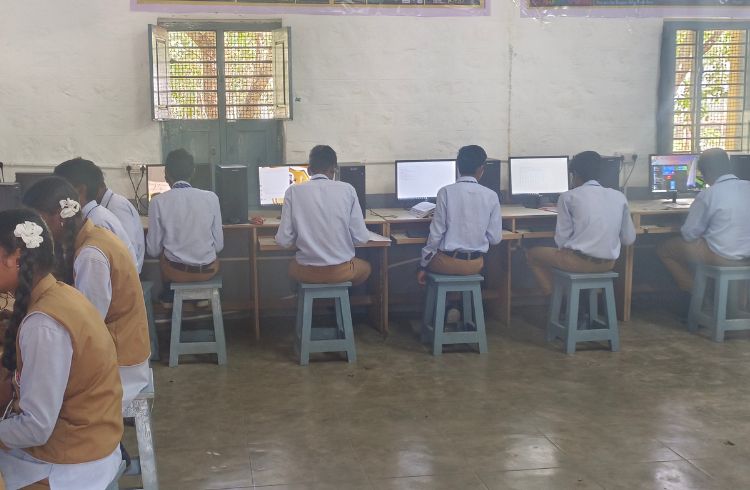 Computer Class (5 )