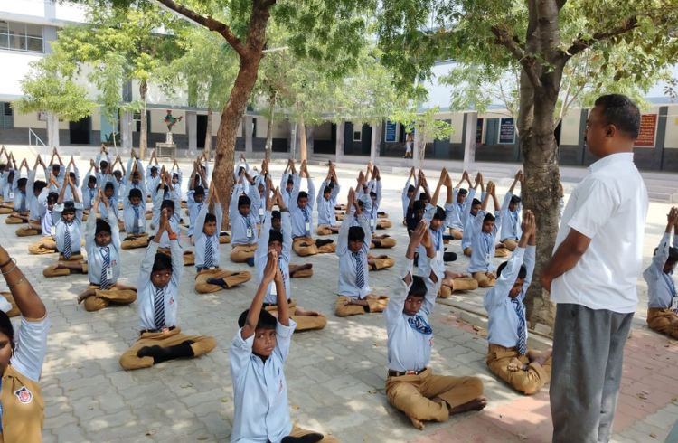 Yoga Class (7 )
